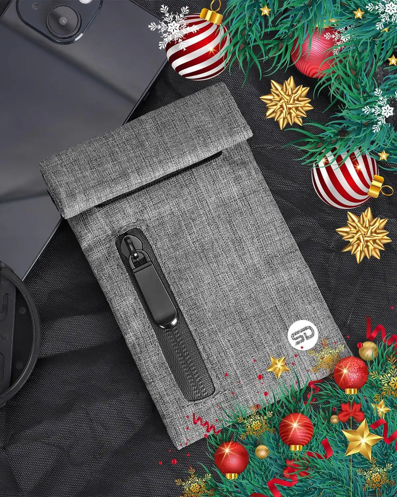 SafeDelux Carbon Lined Bags Bag(Grey)