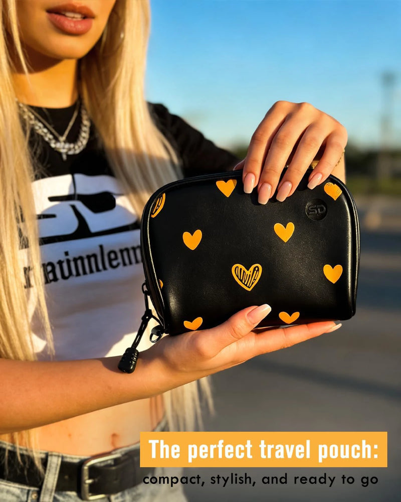 SafeDelux | Smell Proof PU Hand Bag 6.7x4.7 in | Heart