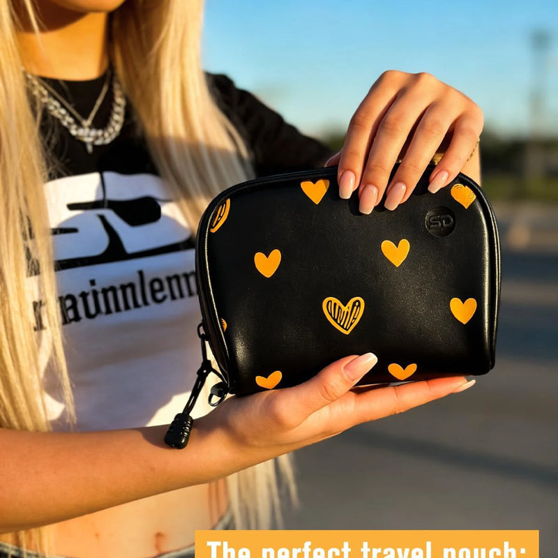 SafeDelux | Smell Proof PU Hand Bag 6.7x4.7 in | Heart