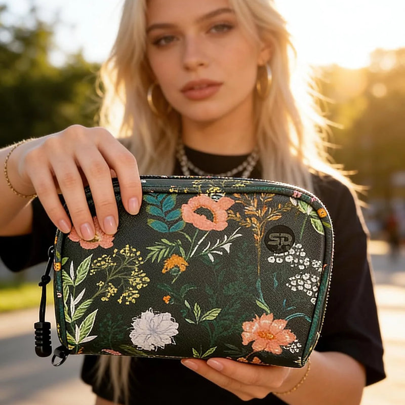 SafeDelux | Smell Proof PU Hand Bag 6.7x4.7 in | Green2
