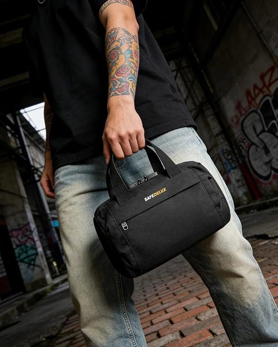 SafeDelux | Smell Proof Hand Bag | Black