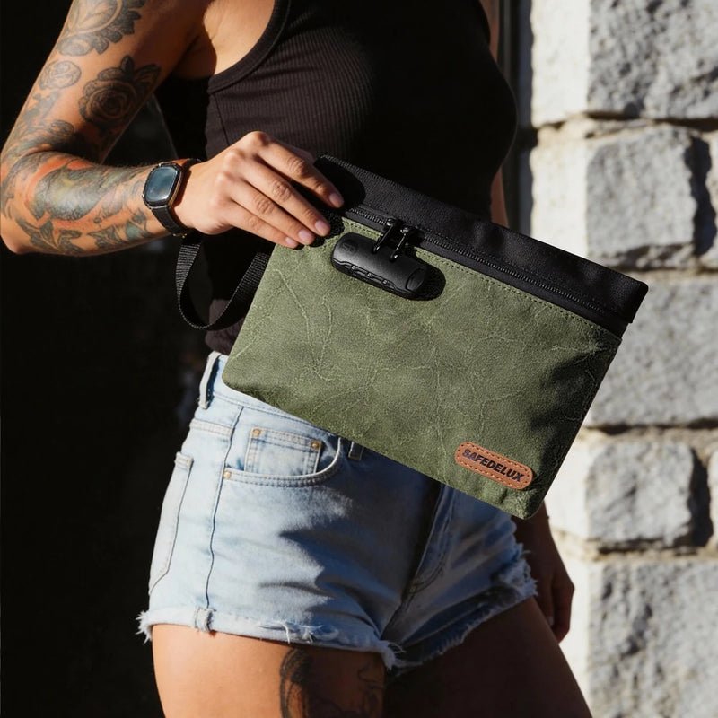 SafeDelux Vireon | Lockable Smell Proof Bag 11.8x8.6 in|Dark Green