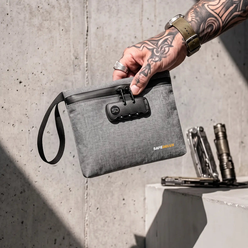 SafeDelux Vireon | Lockable Stink Smell Control Bag 7x6 inches Grey usage scenario images